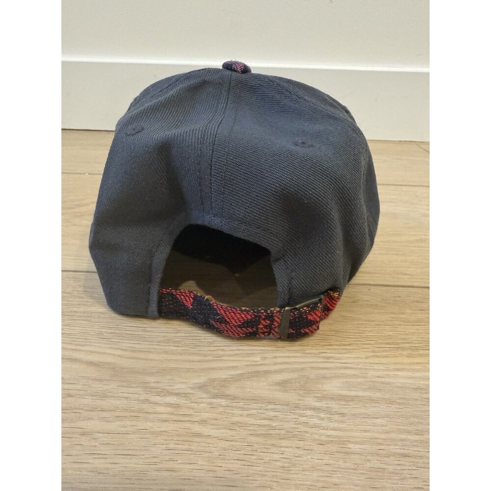 Philadelphia Phillies Throwback Snapback Baseball Cap Grey, Black And Multi - Picture 2 of 3